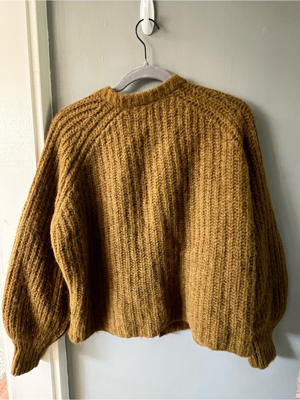 Sezane Emile Cardigan Olive Green - Picture 4 of 6